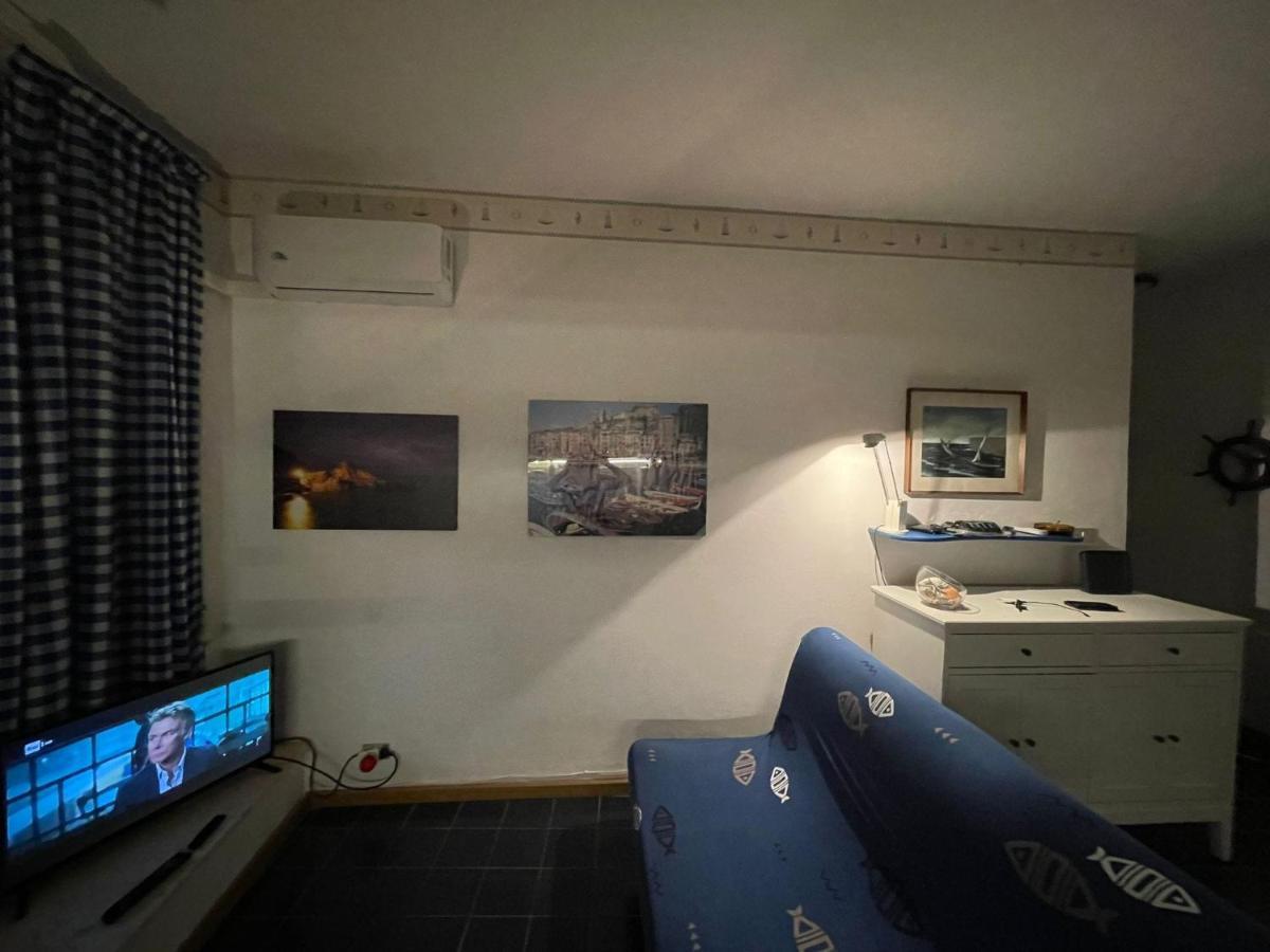 Monolocale Baia Dei Delfini Apartment Портовенере Екстериор снимка