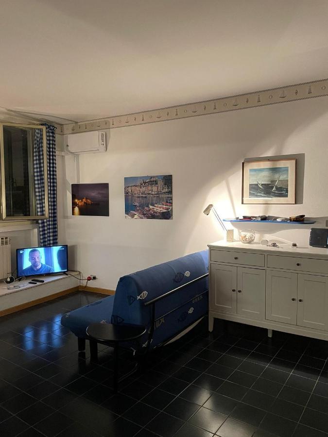 Monolocale Baia Dei Delfini Apartment Портовенере Екстериор снимка
